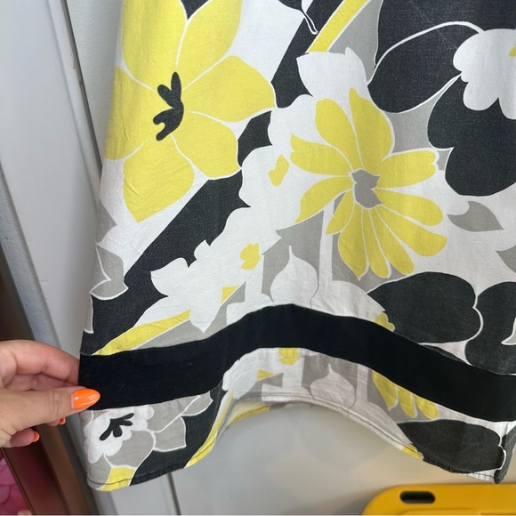 Blush Y2K Floral Halter Dress. Size: 11/12. Butter Yellow. - Picture 3 of 7